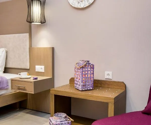 Iria's Luxury Apartment *