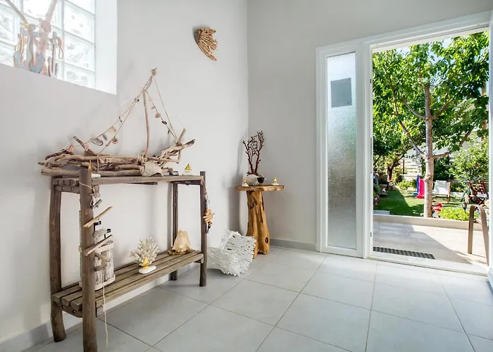 Iria's Luxury Apartment *