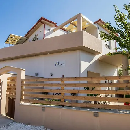 Iria's Luxury דירה *