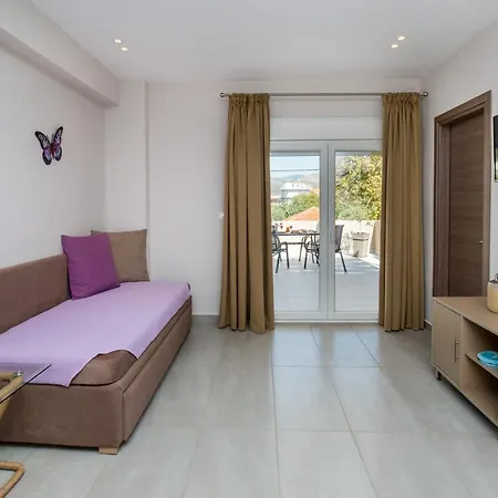 Iria's Luxury * לימנריה