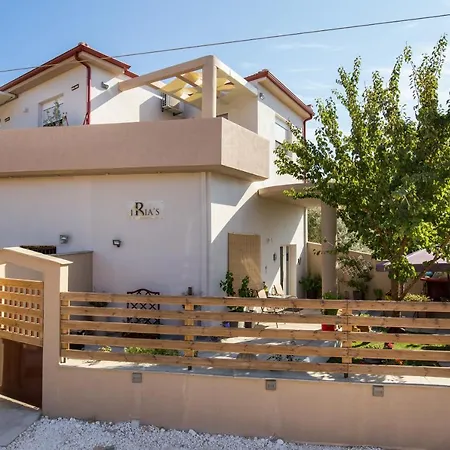 Iria's Luxury דירה לימנריה